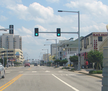 Lots of shops, restaurants and activity on Atlantic Avenue's 'strip'!